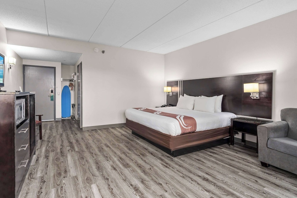 Quality Inn & Suites Mall of America MSP Airport - photo 10