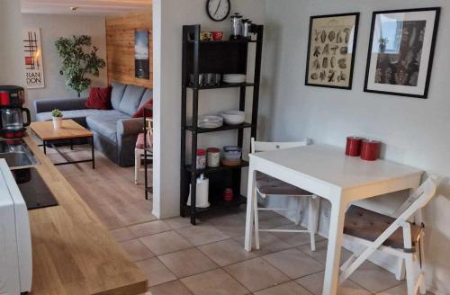 Charming apartment in Old town great location