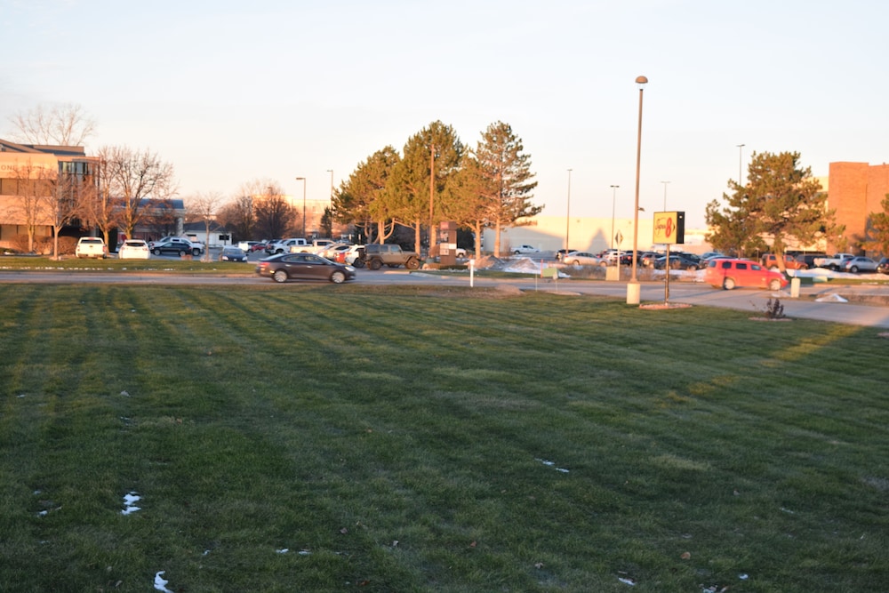 Super 8 by Wyndham Saginaw - photo 36