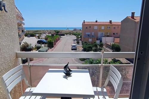 Agreable T2 Vue Mer in Le Barcares, France