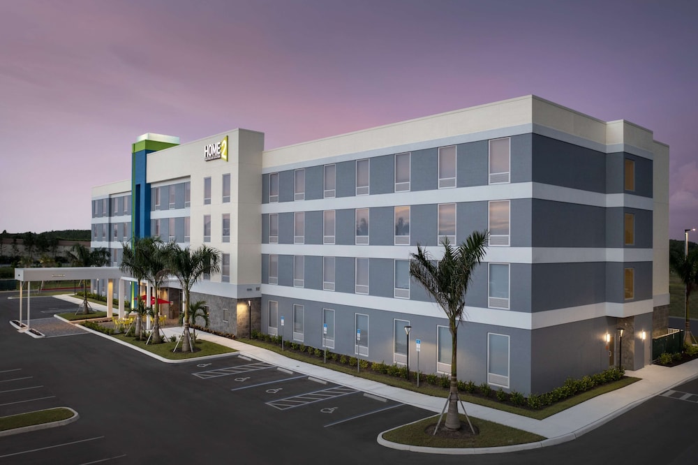 Home2 Suites by Hilton Fort Myers Airport - photo 32