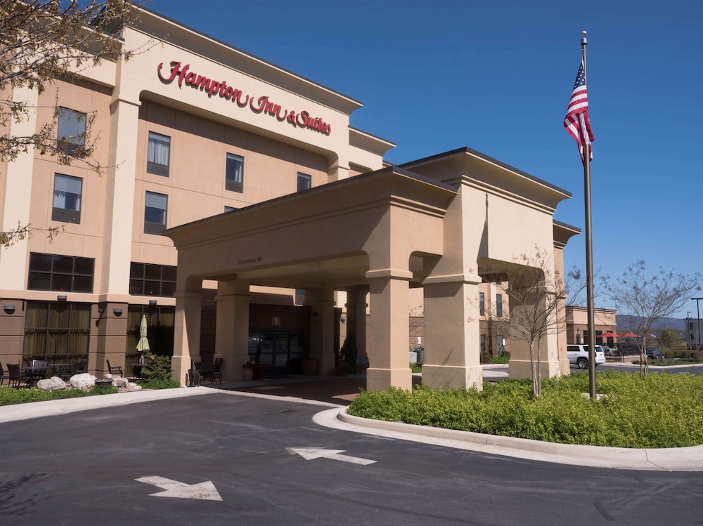 Hampton Inn & Suites Woodstock VA - photo 80