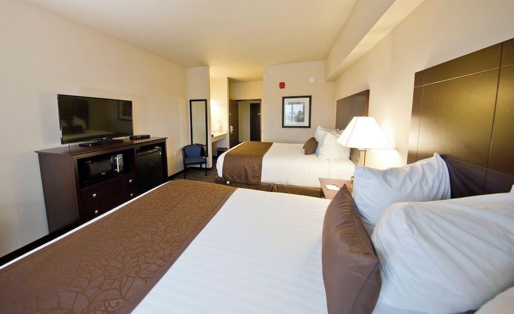 Cobblestone Inn & Suites Boone - photo 23