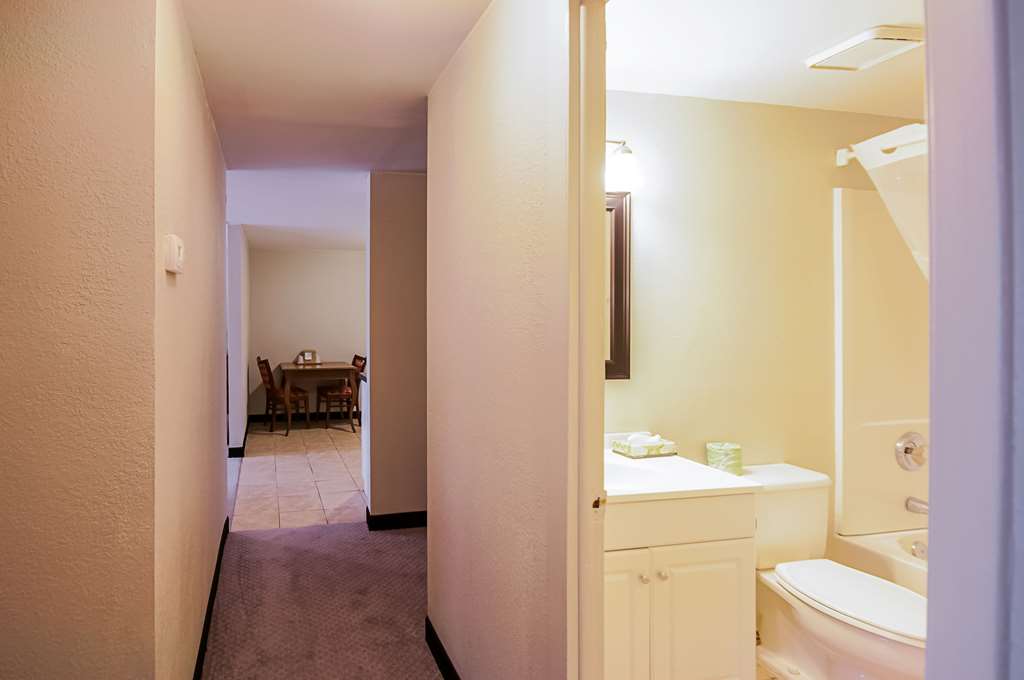 Quality Inn near Potomac Mills - photo 17