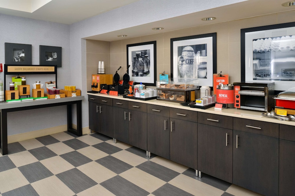 Hampton Inn San Francisco Daly City - photo 22