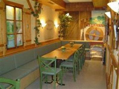 Gasthof zum Kirchenwirt — hotel in Sankt Valentin