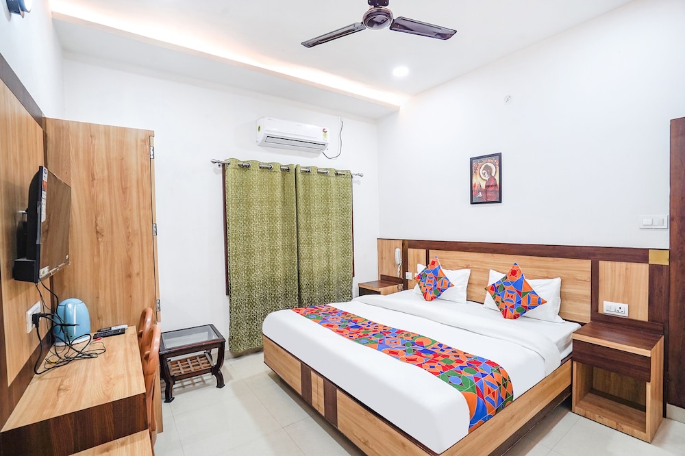 Fabexpress Vairagi Inn - last minute hotel in Varanasi