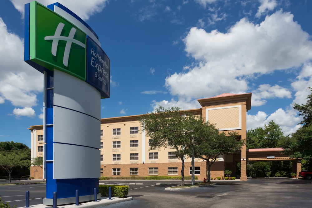 Holiday Inn Express Suites Plant City by IHG in Lakeland, United States