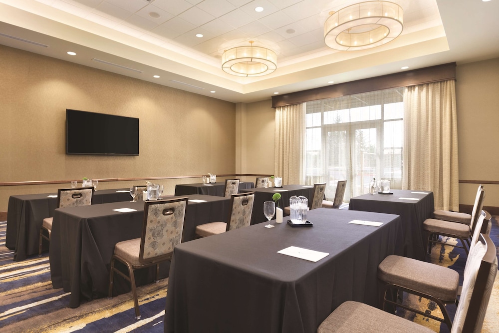 Embassy Suites Portland Hillsboro Oregon - photo 44