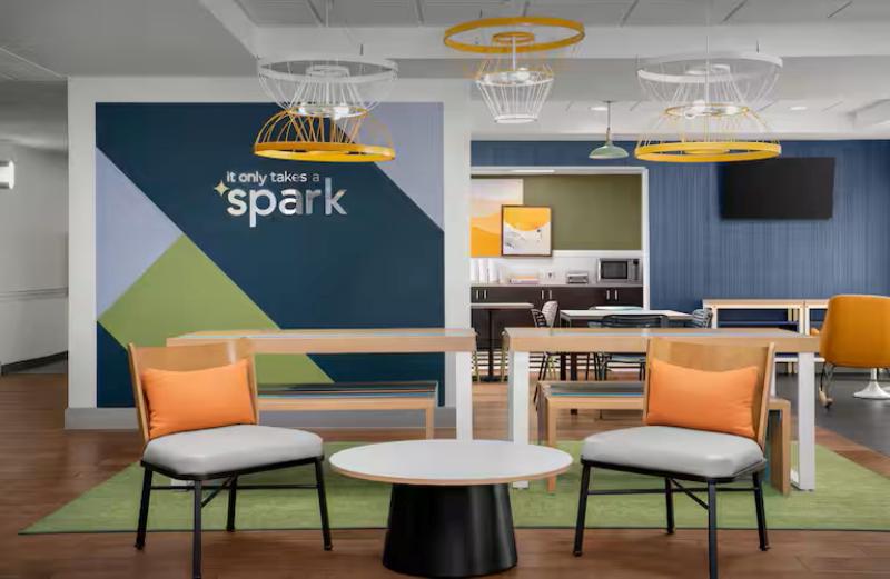 Spark by Hilton Tampa Brandon - photo 6