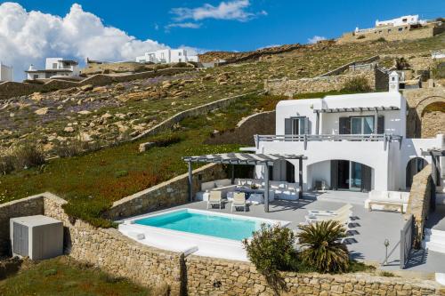 Villa Diorite by Mykonos Rocks — 4-Star Luxury Hotel in Mykonos, Greece