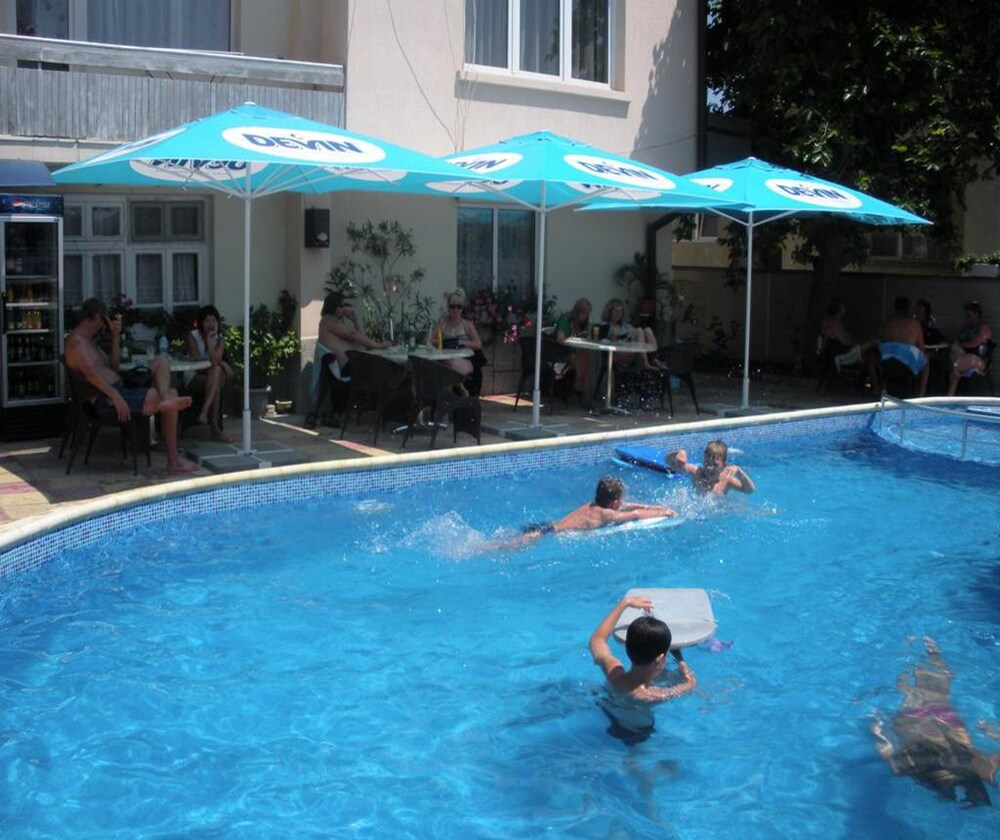 Peshev Family Hotel in Sveti Vlas, Bulgaria