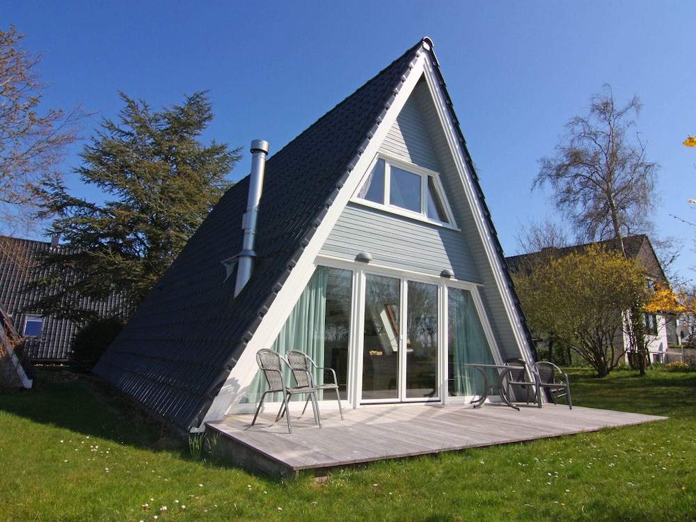 Ferienhaus Knickkieker Nahe der Ostsee in Damp — 4-Star Luxury Hotel in Damp, Germany