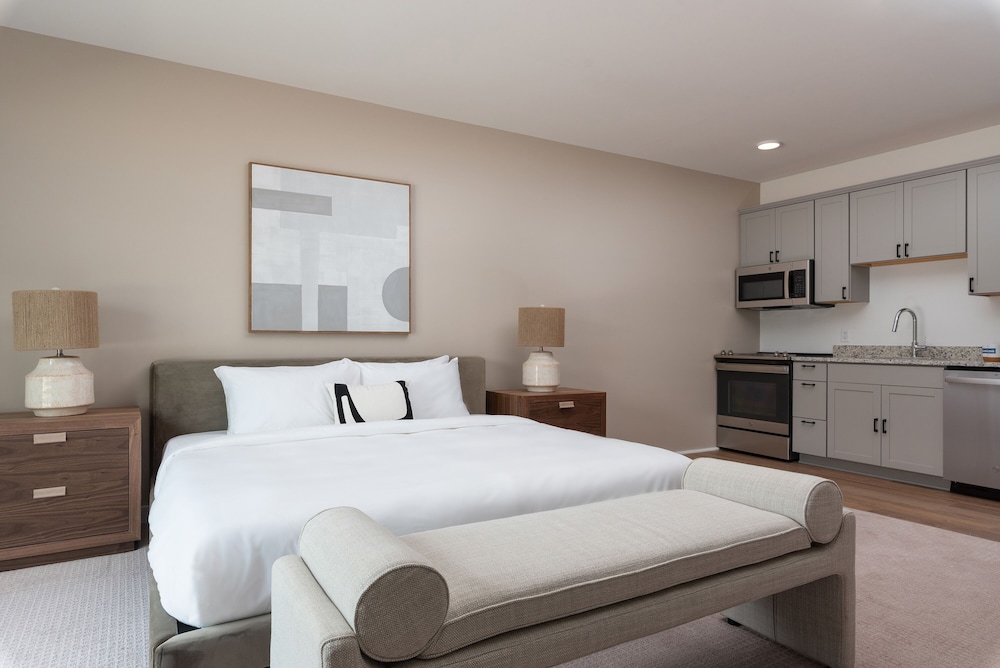 Boardwalk Hotel on Lake Anna by Kasa - photo 11