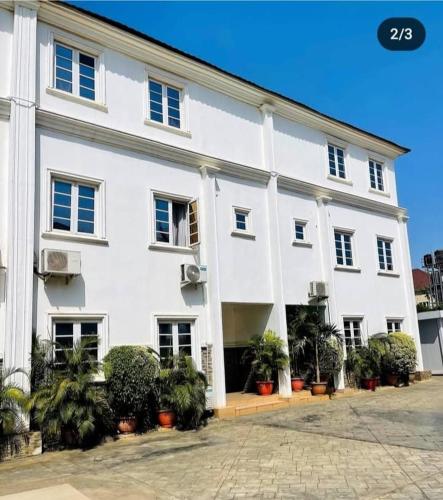 The Tranquil Mews - last minute hotel in Abuja