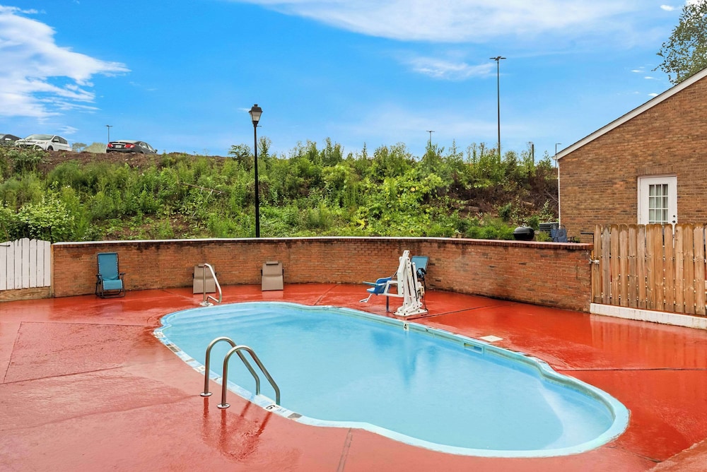 Quality Inn Cornelia GA - photo 28