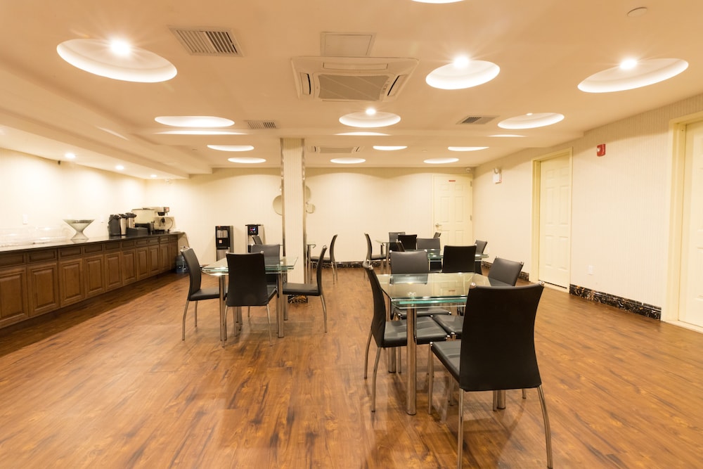 Mayflower Boutique Hotel - photo 24