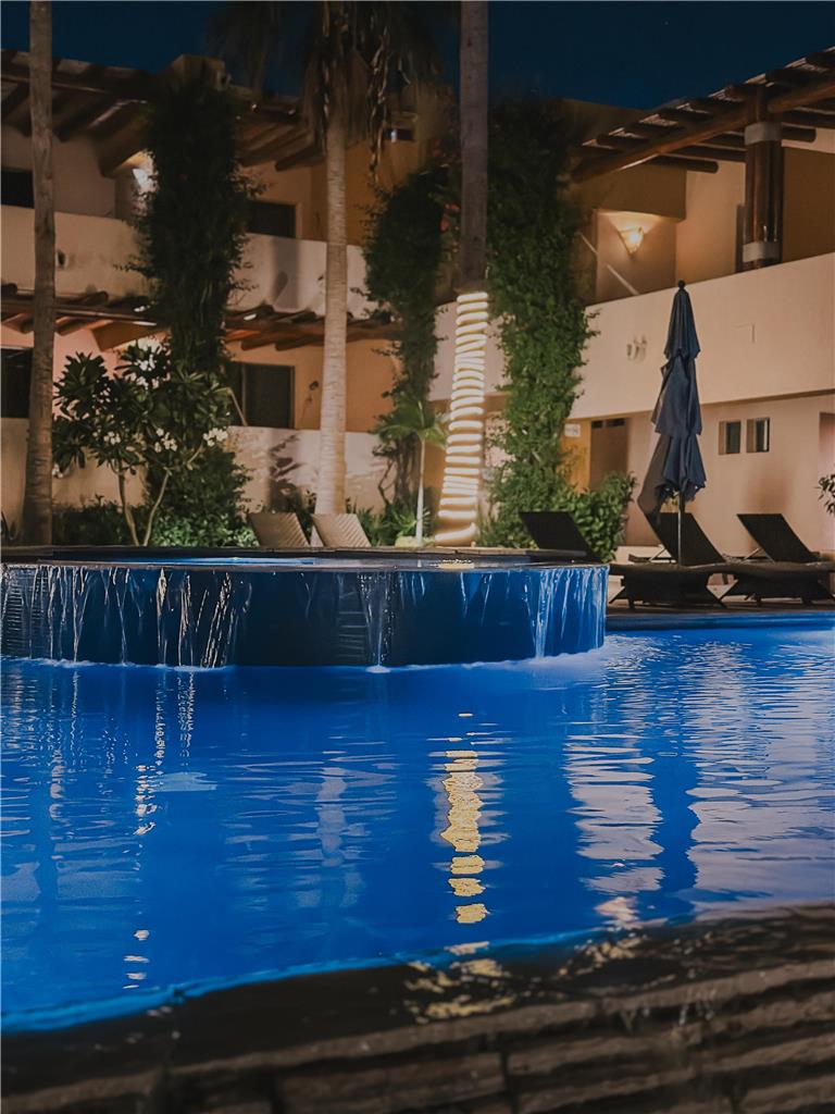 Los Patios Hotel