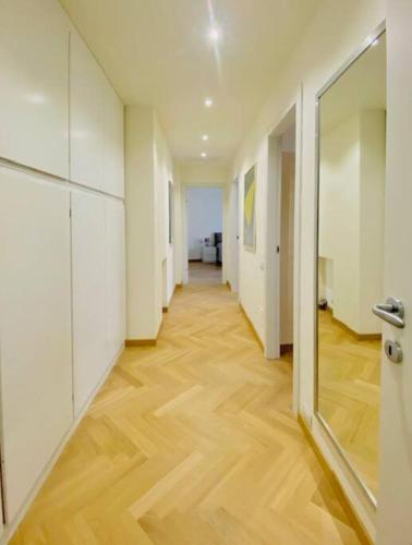 Appartamento Volta 4 by Holiday Solutions — 4-Star Luxury Hotel in Cernobbio, Italy