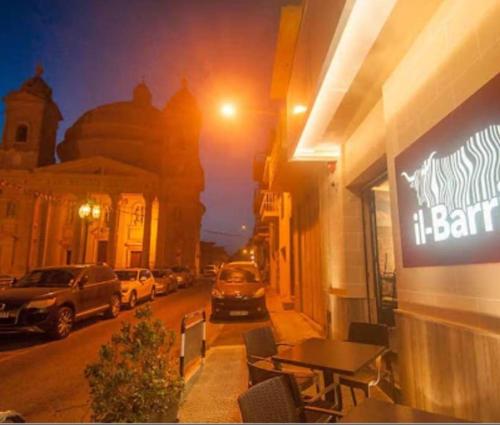Central Fully Equipped Modern Apartment 2 — 4-Star Luxury Hotel in Mgarr, Malta