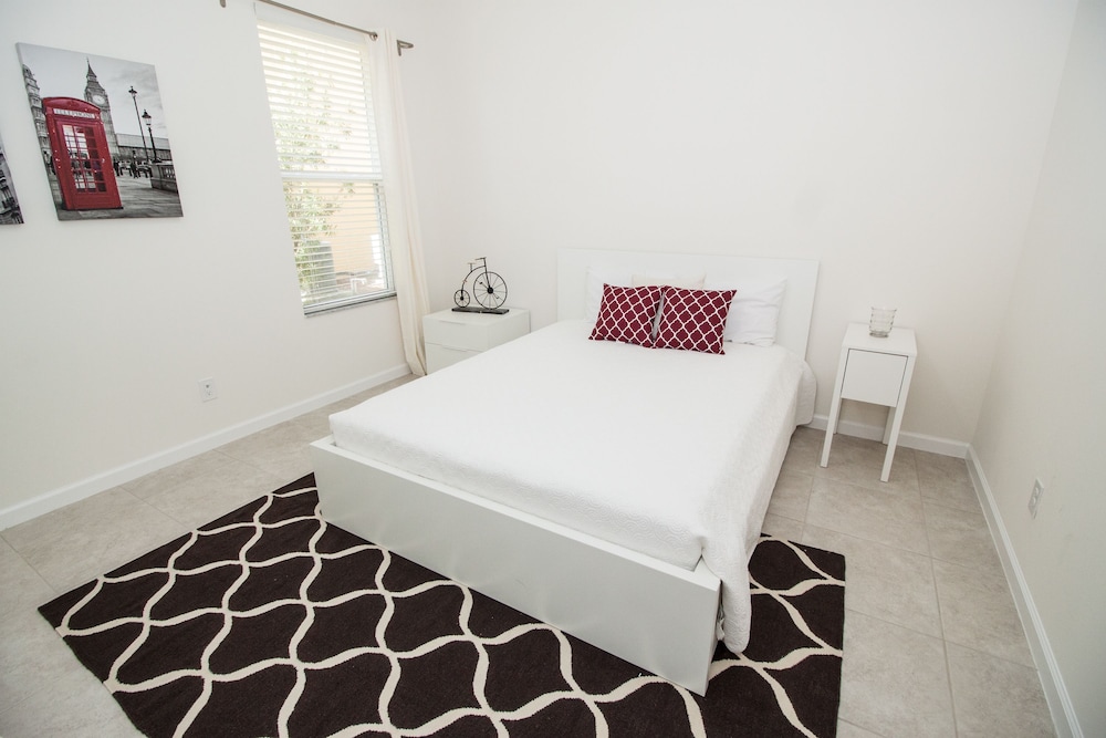 Solterra Resort by VHC Hospitality - photo 10