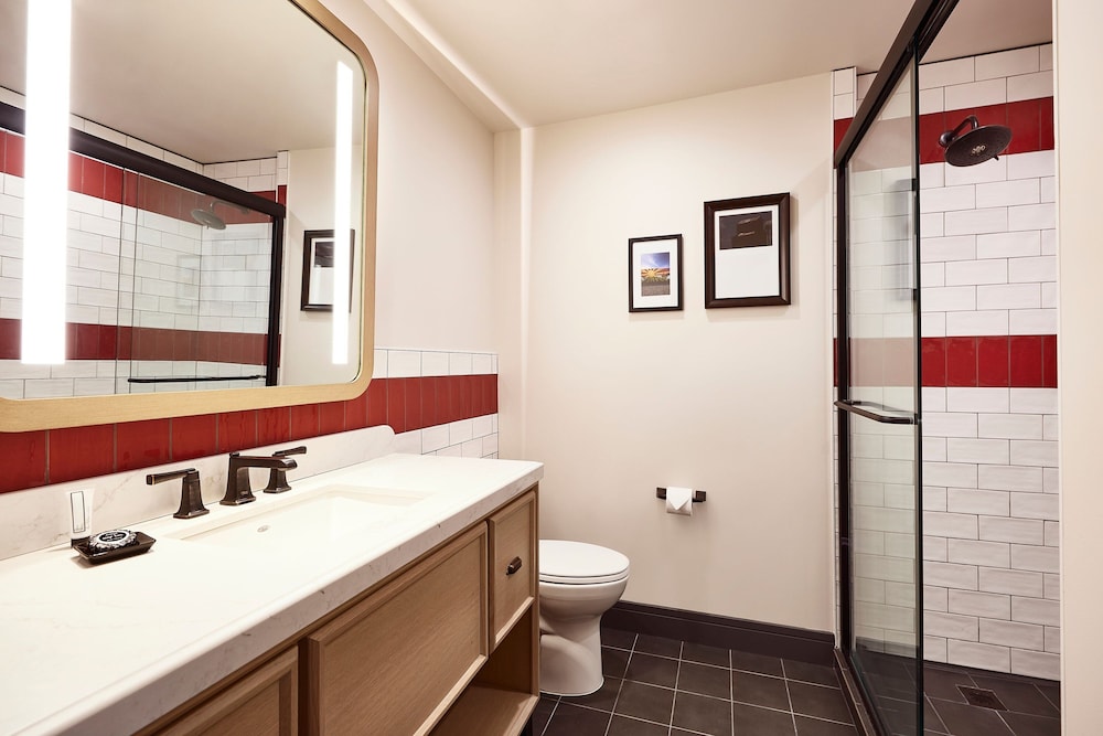 The Scarlet Lincoln a Tribute Portfolio Hotel - photo 20