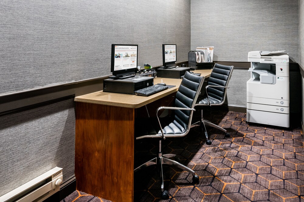 Holiday Inn Johnstown Gloversville by IHG - photo 36