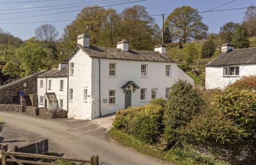 Woodside Cottage Cartmel Fell Windermere — 4-Star Luxury Hotel in Windermere, United Kingdom