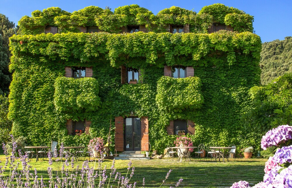 L’Agnata di De André Boutique Hotel in Tempio Pausania, Italy
