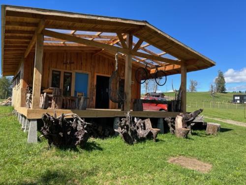 Preciosa cabaña pet friendly con vista a volcanes Villarica y Choshuenco cerca Termas in Panguipulli, Chile