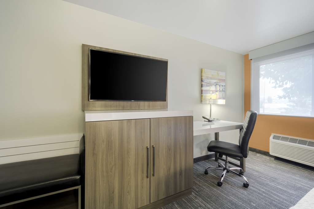 Best Western Plus Renton Inn - photo 18