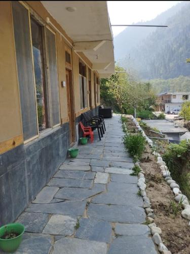 Tirthan Hill Wander Stay in Banjar, India