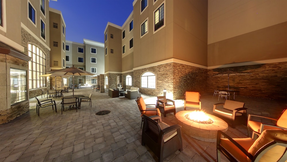 Staybridge Suites Ann Arbor Univ of Michigan by IHG - photo 27