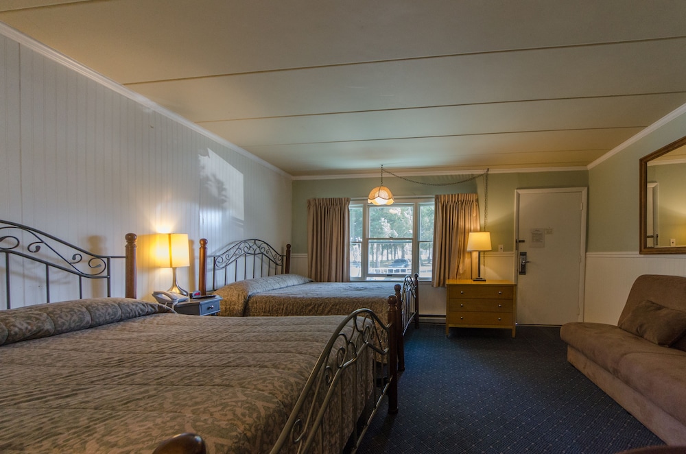 Hyland Motor Inn - photo 8