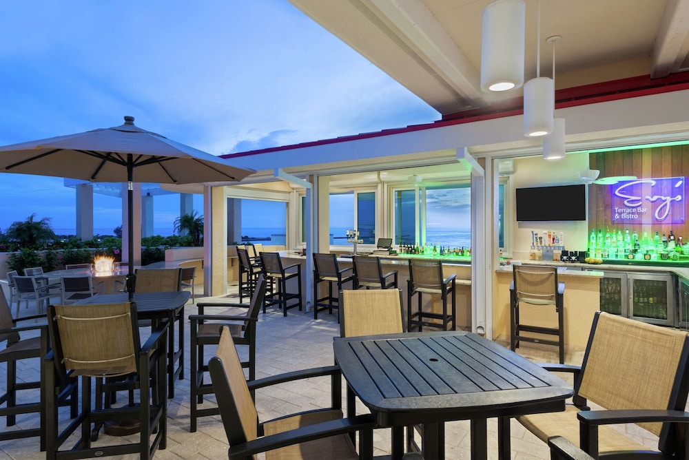 Hampton Inn & Suites Clearwater Beach - photo 57