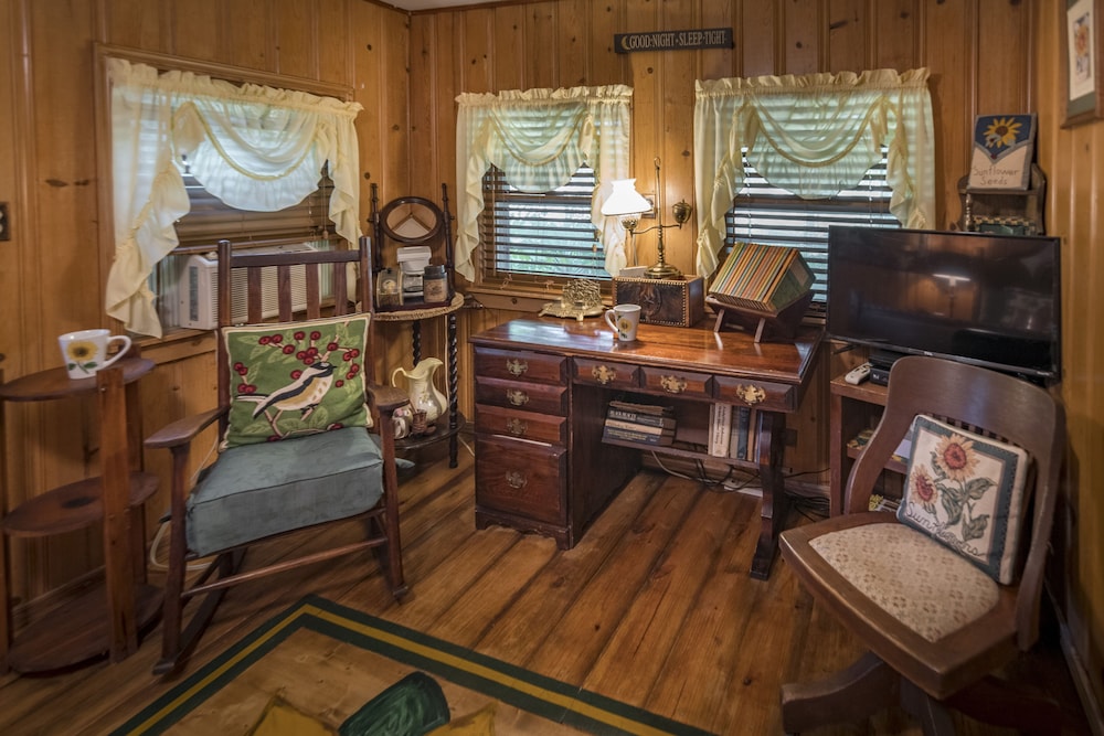 Country Woods Inn - photo 13