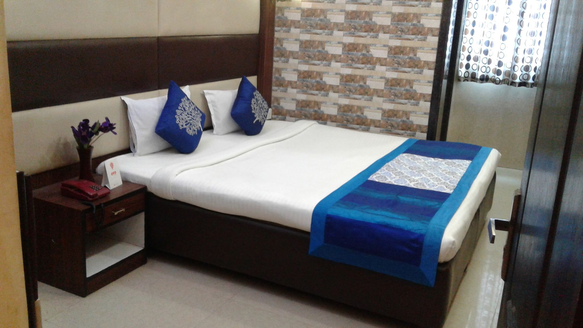 Diamond Suites Hotel - last minute hotel in Kolkata