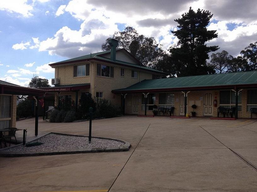 Country Rose Motel Warwick - carbon neutral hotel in Warwick