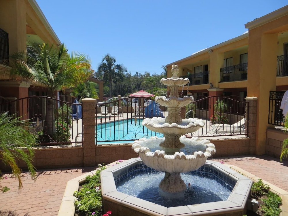 Azusa Inn Motel - photo 21