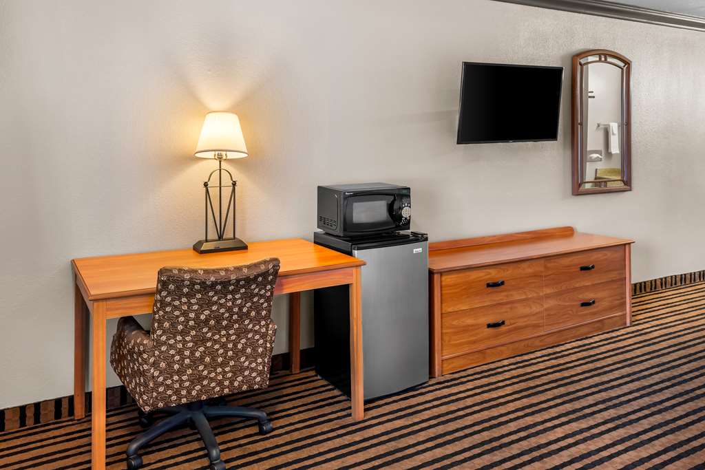 Americas Best Value Inn Vacaville Napa Valley - photo 20