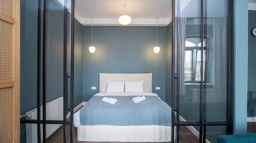 Superior Apartment In Abanotubani By Wehost