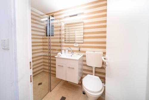 Art Apartment In Mamila Villa Rehavia כשר לפסח — 4-Star Luxury Hotel in Jerusalem, Israel