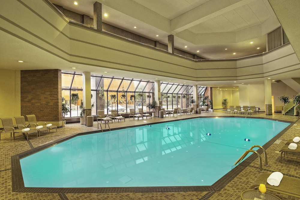 Crowne Plaza Suites MSP Airport Mall of America by IHG - photo 9