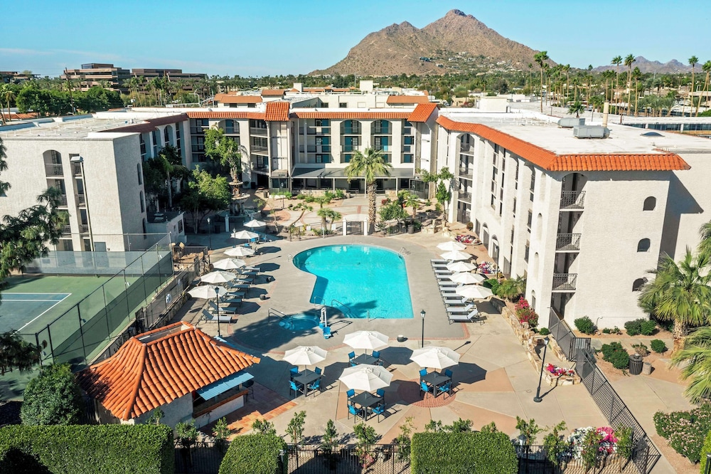 Embassy Suites by Hilton Scottsdale Resort - photo 28