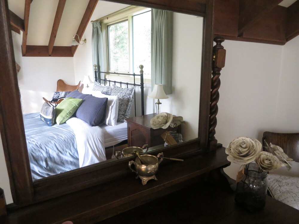Cambridge Cottages — Olinda — photo 4