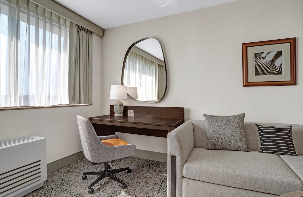 Hilton Arlington National Landing - photo 67