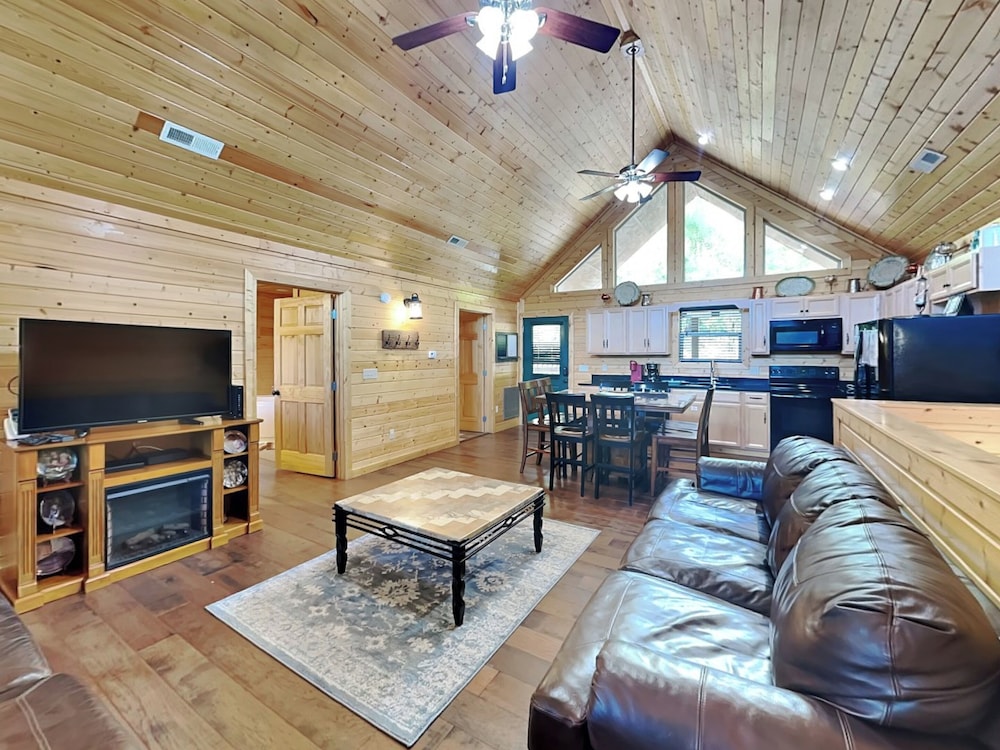 Emily's Hideaway - photo 4