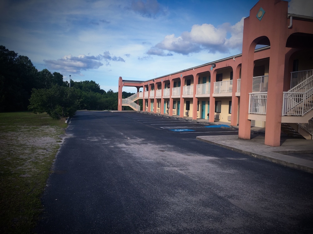 Budget Inn Timmonsville - featured photo