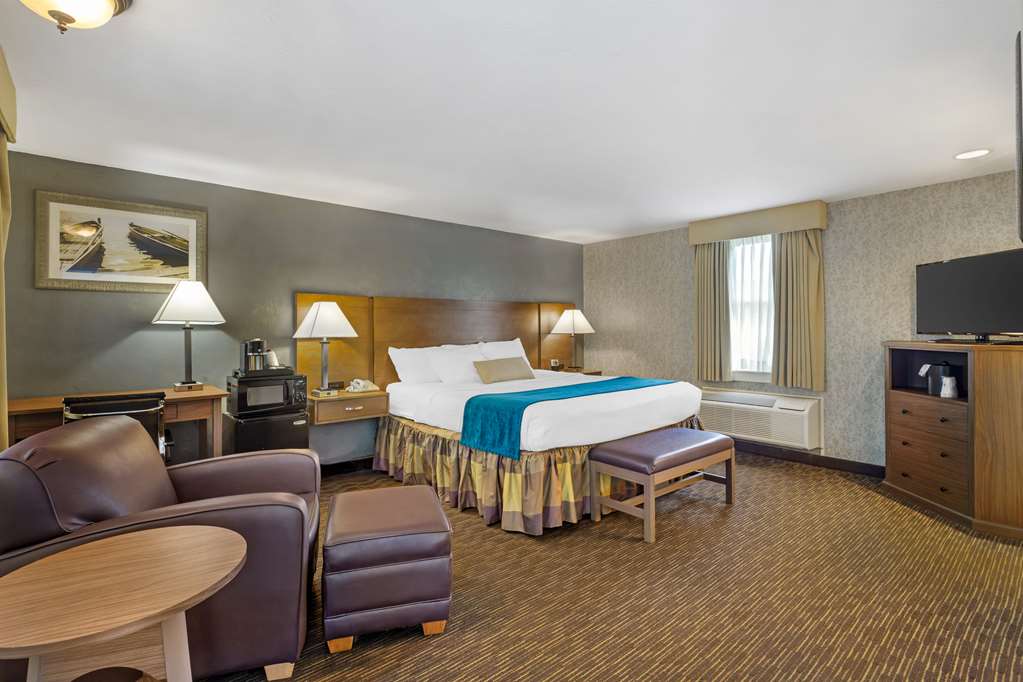 Best Western Plus Cold Spring - photo 21
