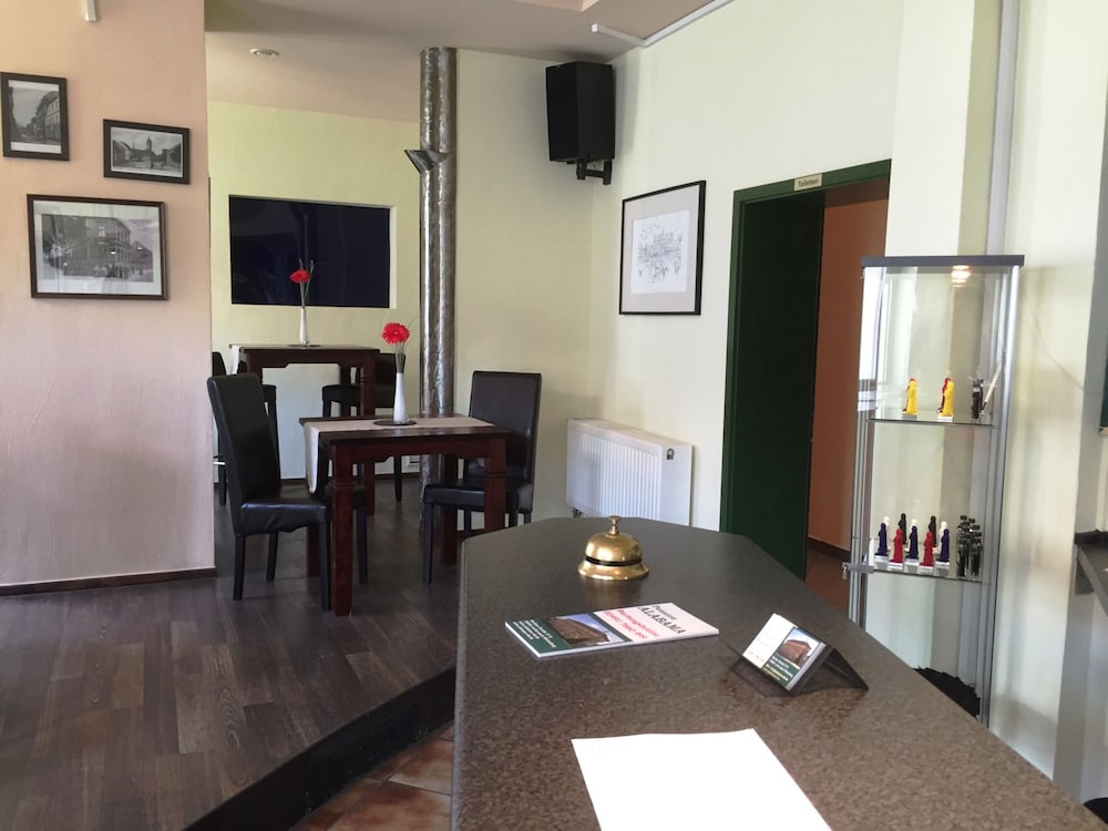 Check-in/check-out kiosk